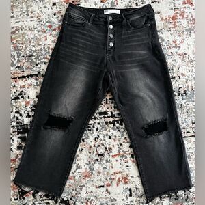 Black Distressed Button-Fly Jean Capris